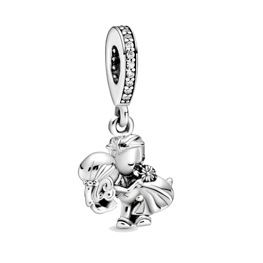 “Wedding Kiss” Charm